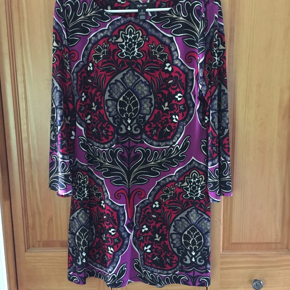 Style and Co long Sleeve Shift Dress M